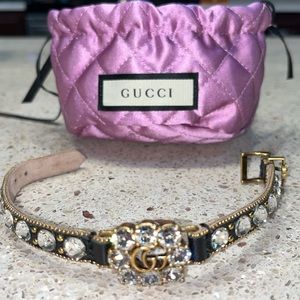 Beautiful women’s Gucci rhinestone bracelet